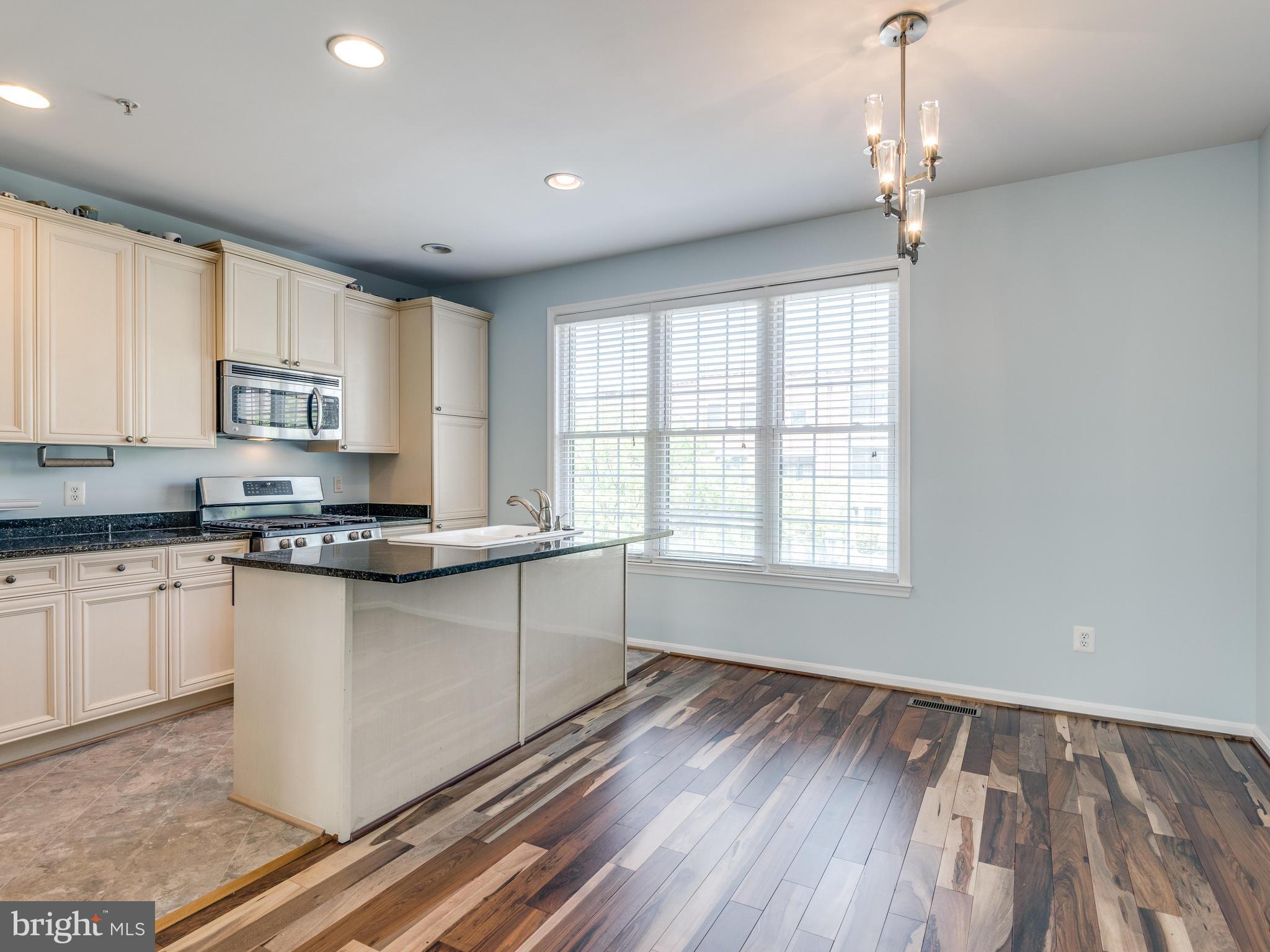 12108 Kinsley Place Reston, VA 20190 - Photo 12 of 27 Dining Room