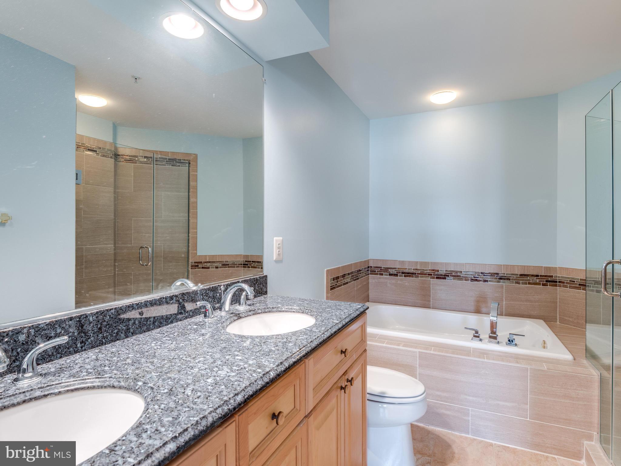 12108 Kinsley Place Reston, VA 20190 - Photo 20 of 27 Bath