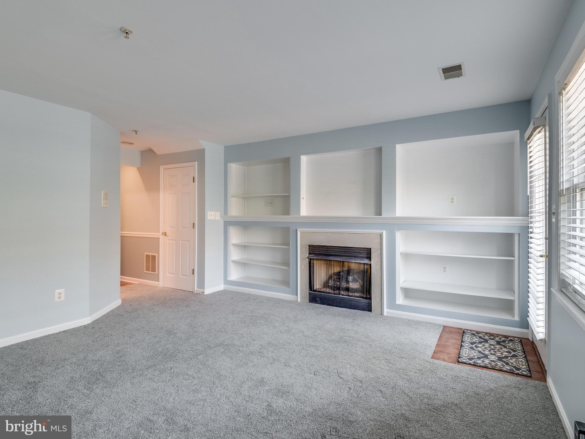 12108 Kinsley Place Reston, VA 20190 - Photo 6 of 27 Family Room
