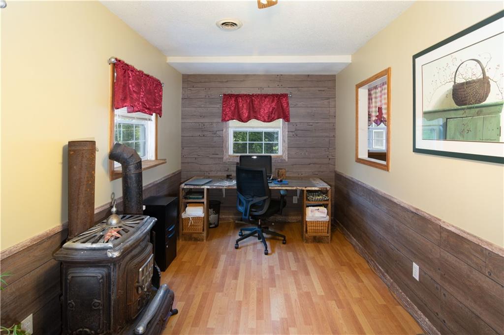 7202 7th Street Rosedale, IN 47874 - Photo 8 of 34