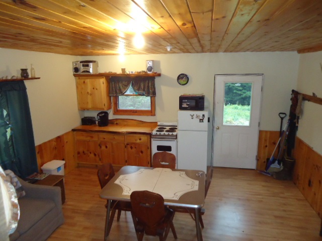 41 Daniel Beard Road Pittsburg, NH 03592 - Photo 15 of 30 Gallery Image 15