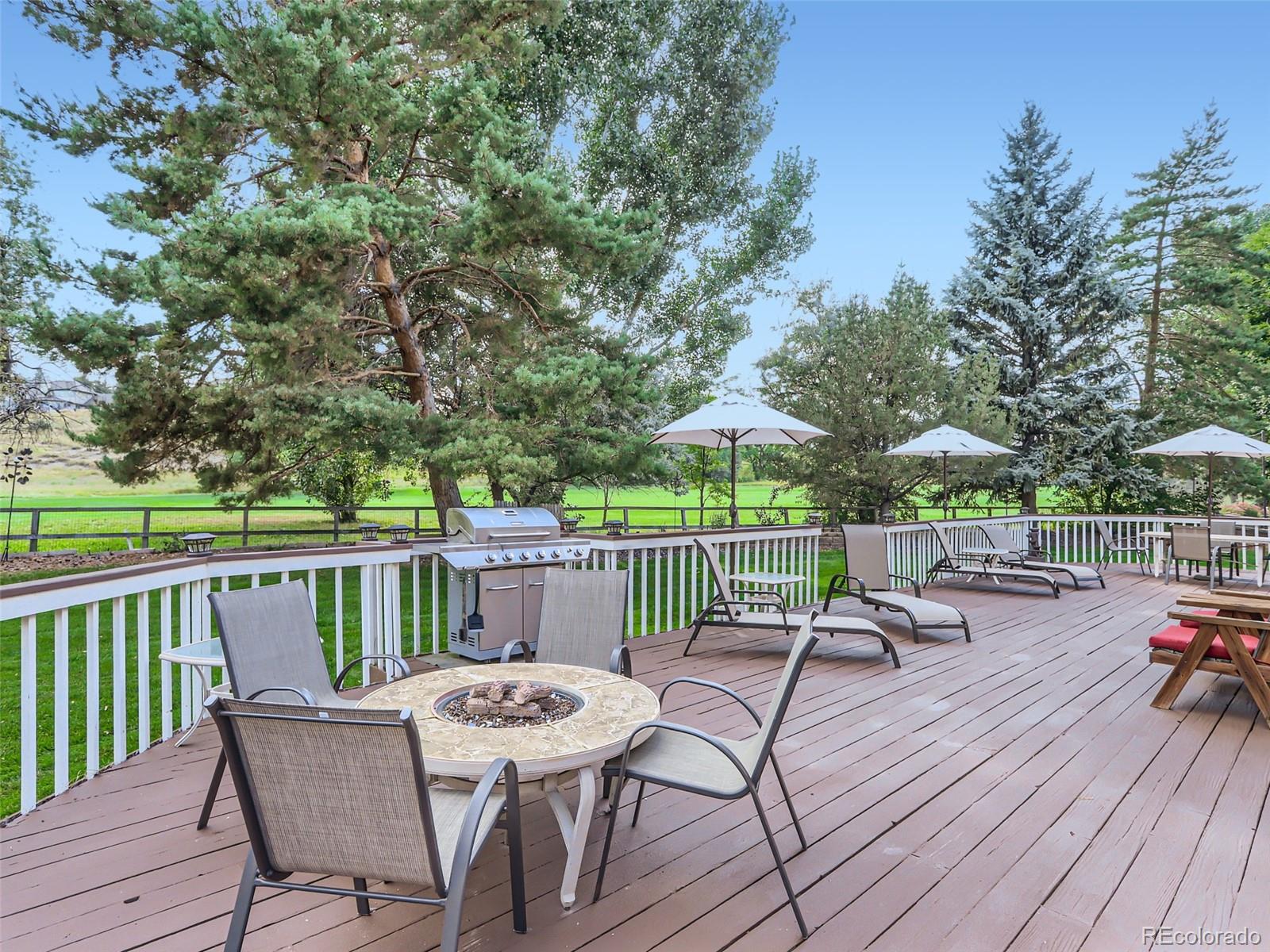 6370 Eagle Court Longmont, CO 80503 - Photo 28 of 39 a view of a patio on the deck