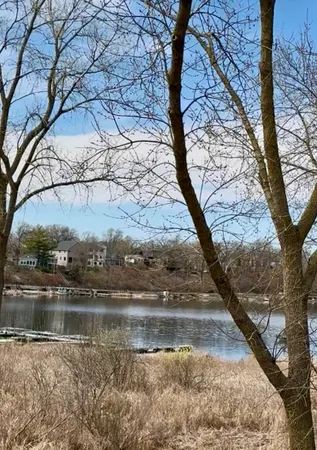 $1,850 | 1304 West Medicine Lake Drive, Unit 226, Plymouth, MN 55441