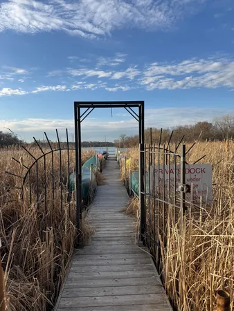 $1,850 | 1304 West Medicine Lake Drive, Unit 226, Plymouth, MN 55441