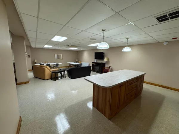 $1,850 | 1304 West Medicine Lake Drive, Unit 226, Plymouth, MN 55441