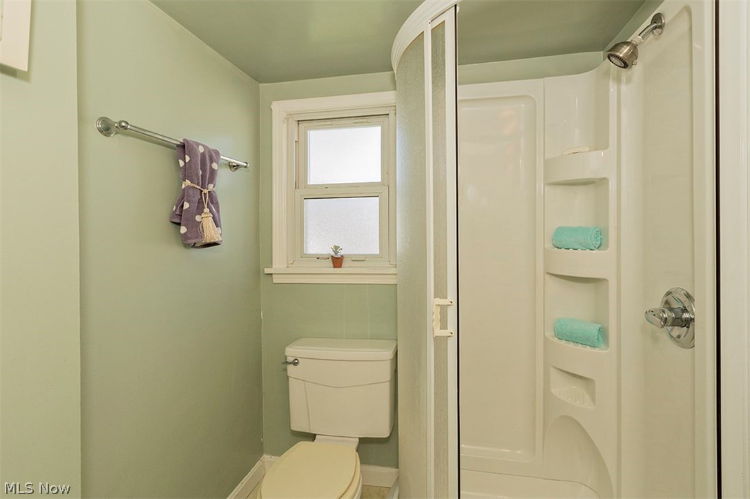 1544 Winchester Road Lyndhurst, OH 44124 - Photo 25 of 35