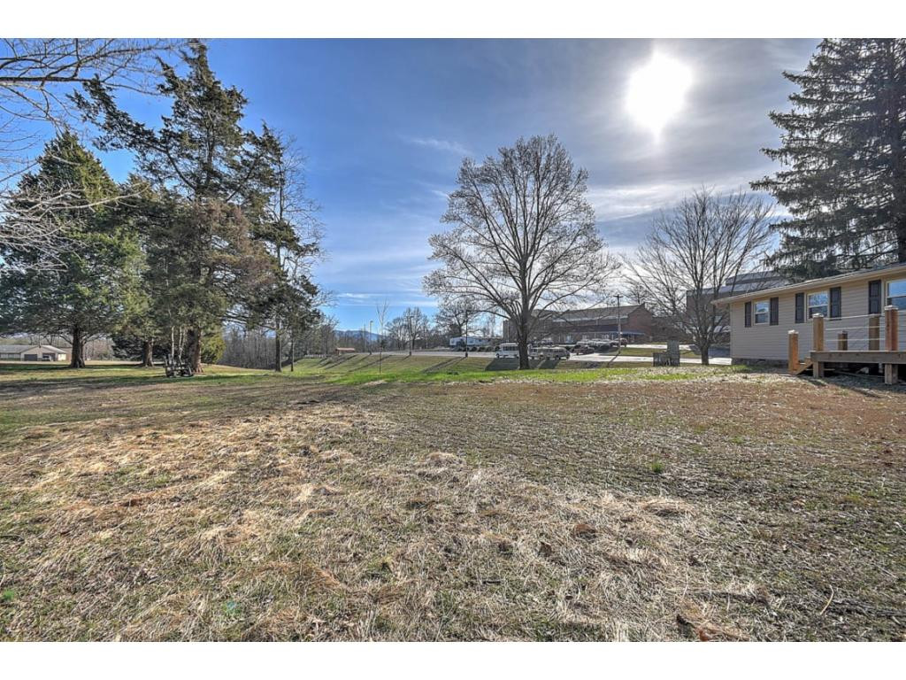 140 Holly Creek Road Greeneville, TN 37745 - Photo 31 of 32 Photo 31
