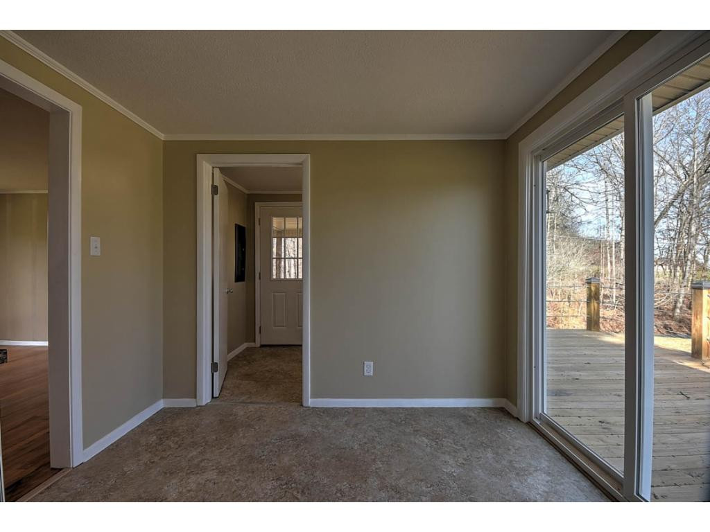 140 Holly Creek Road Greeneville, TN 37745 - Photo 9 of 32 Photo 9