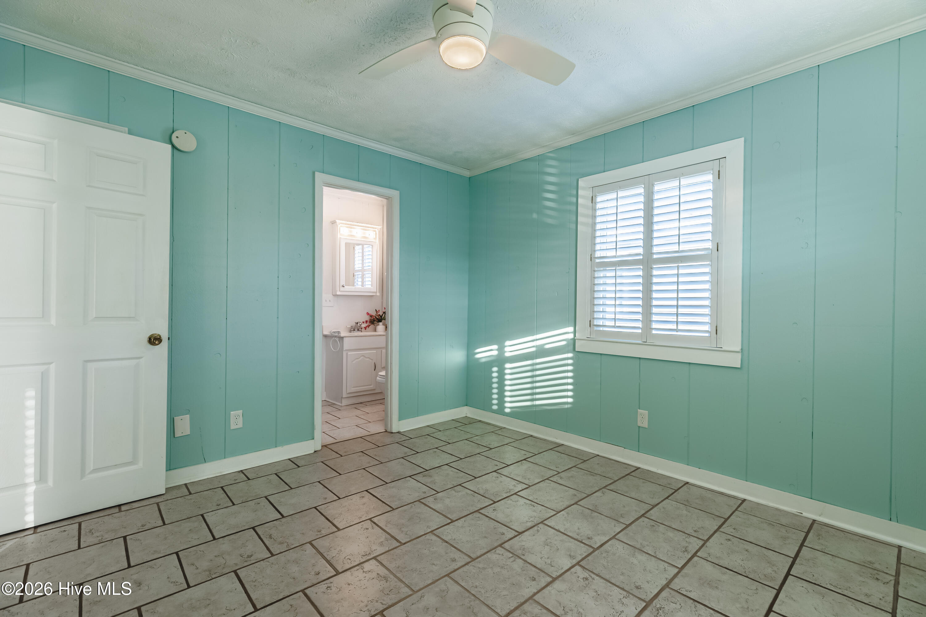 406 36th Street Sunset Beach, NC 28468 - Photo 23 of 47 Bedroom 3