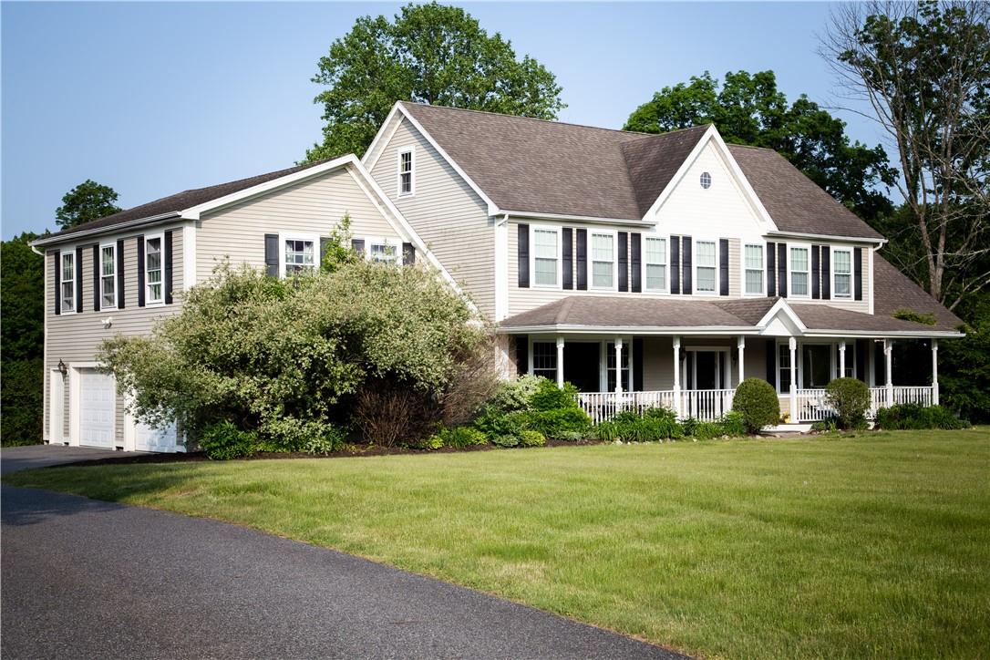 425 Smith Ridge Road South Salem, NY 10590 - Photo 1 of 1 a front view of a house with a yard