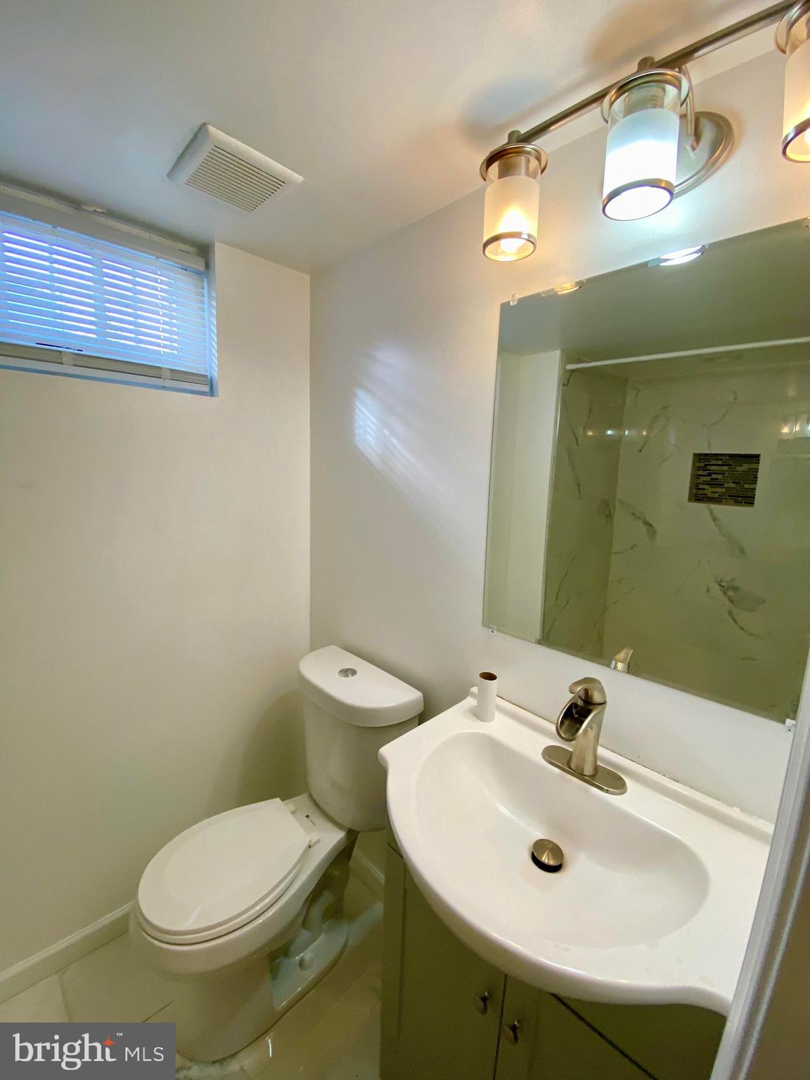 5781 Edgepark Road Baltimore, MD 21239 - Photo 17 of 22