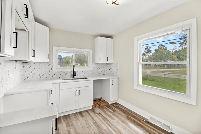 $179,900 | 16460 Honore Avenue, Markham, IL 60428