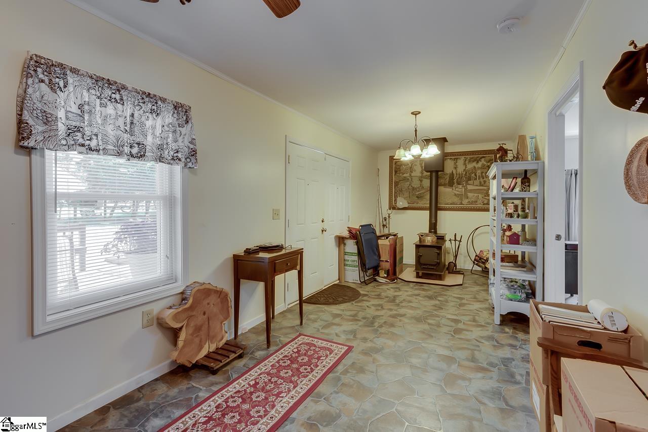 285 Tate Road Central, SC 29630 - Photo 14 of 34