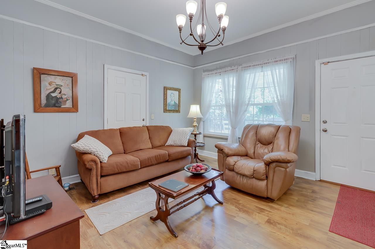 285 Tate Road Central, SC 29630 - Photo 3 of 34
