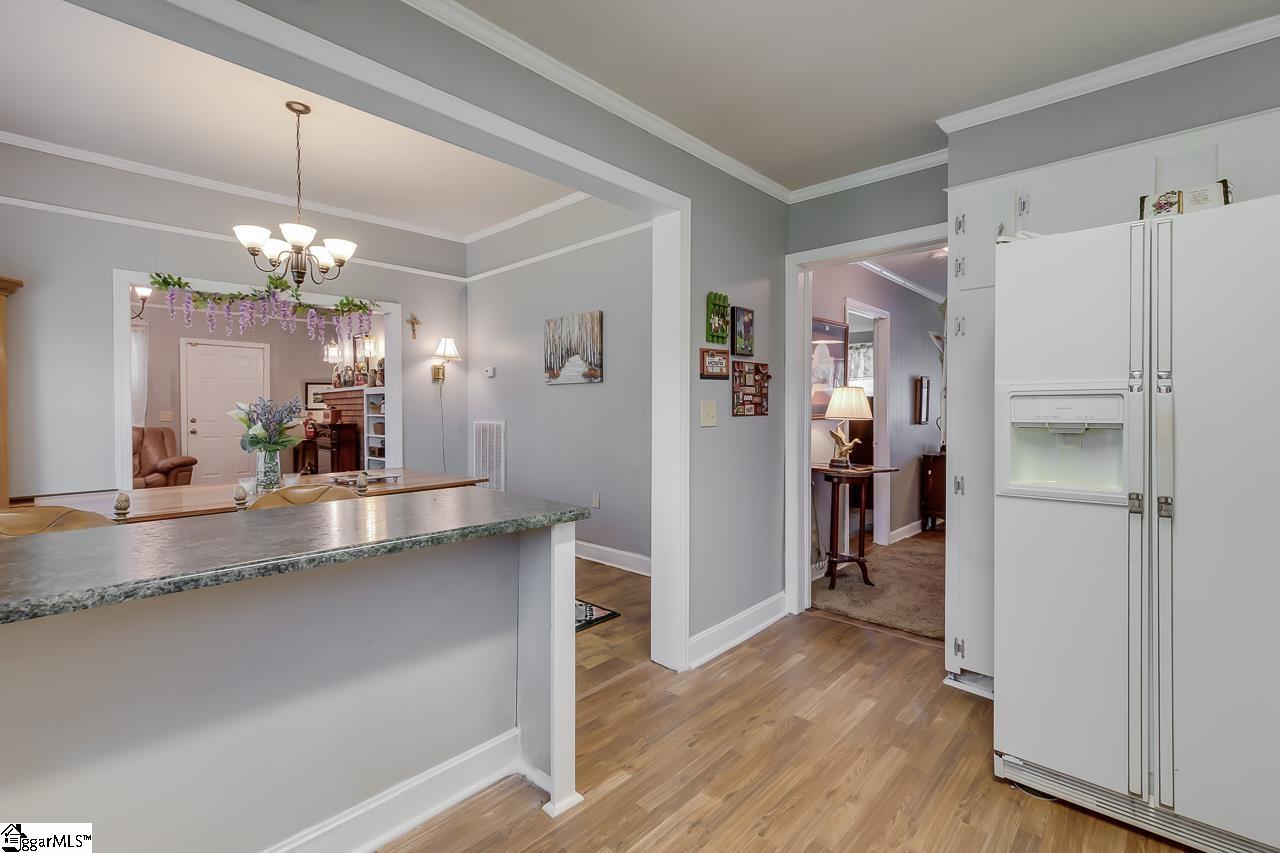 285 Tate Road Central, SC 29630 - Photo 8 of 34