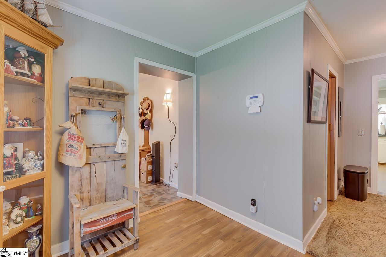 285 Tate Road Central, SC 29630 - Photo 10 of 34