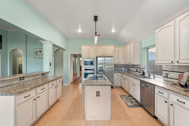 $525,000 | 1002 Muirfield Drive, Mansfield, TX 76063