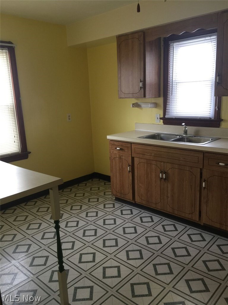 3003 North Avenue, Unit 3003 Parma, OH 44134 - Photo 8 of 25