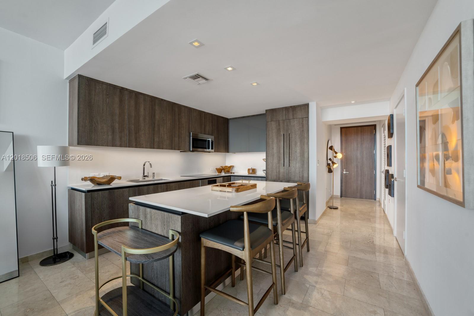88 Southwest 7th Street, Unit 2406 Miami, FL 33130 - Photo 3 of 20