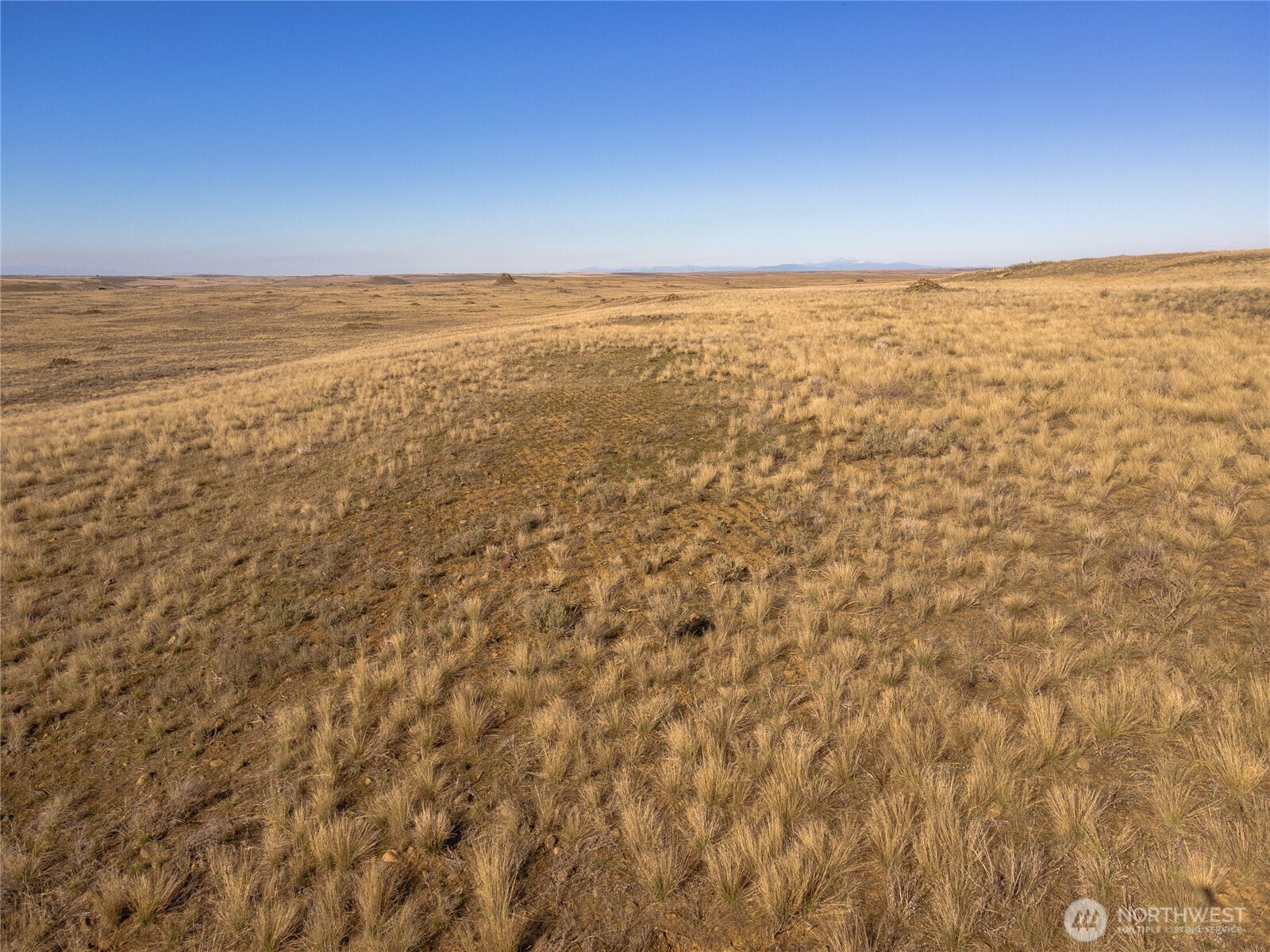 4-parcels Rd J Northeast Coulee City, WA 99115 - Photo 7 of 7 a view of an ocean