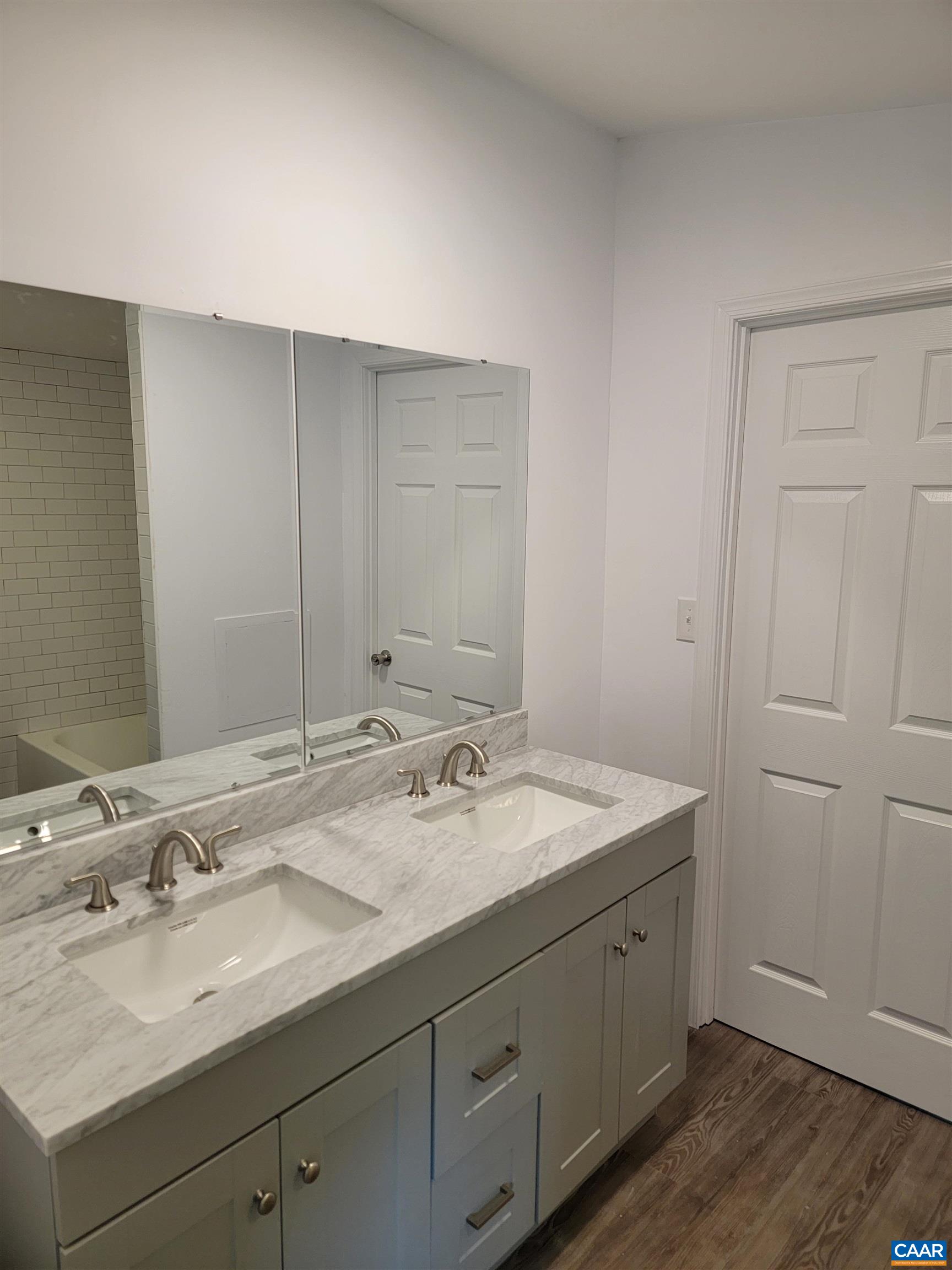 6643 Ridge Road Arvonia, VA 23004 - Photo 8 of 12 Gallery Image 8