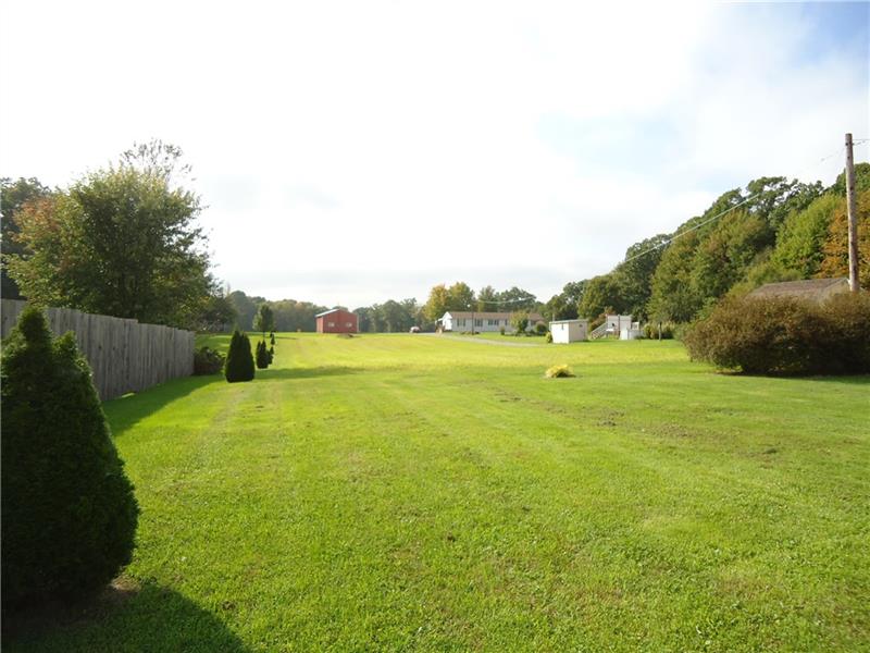1141 Bonniebrook Road Butler, PA 16002 - Photo 3 of 22