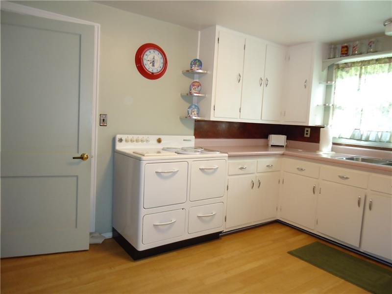1141 Bonniebrook Road Butler, PA 16002 - Photo 7 of 22