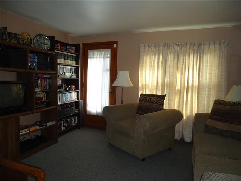 1141 Bonniebrook Road Butler, PA 16002 - Photo 9 of 22