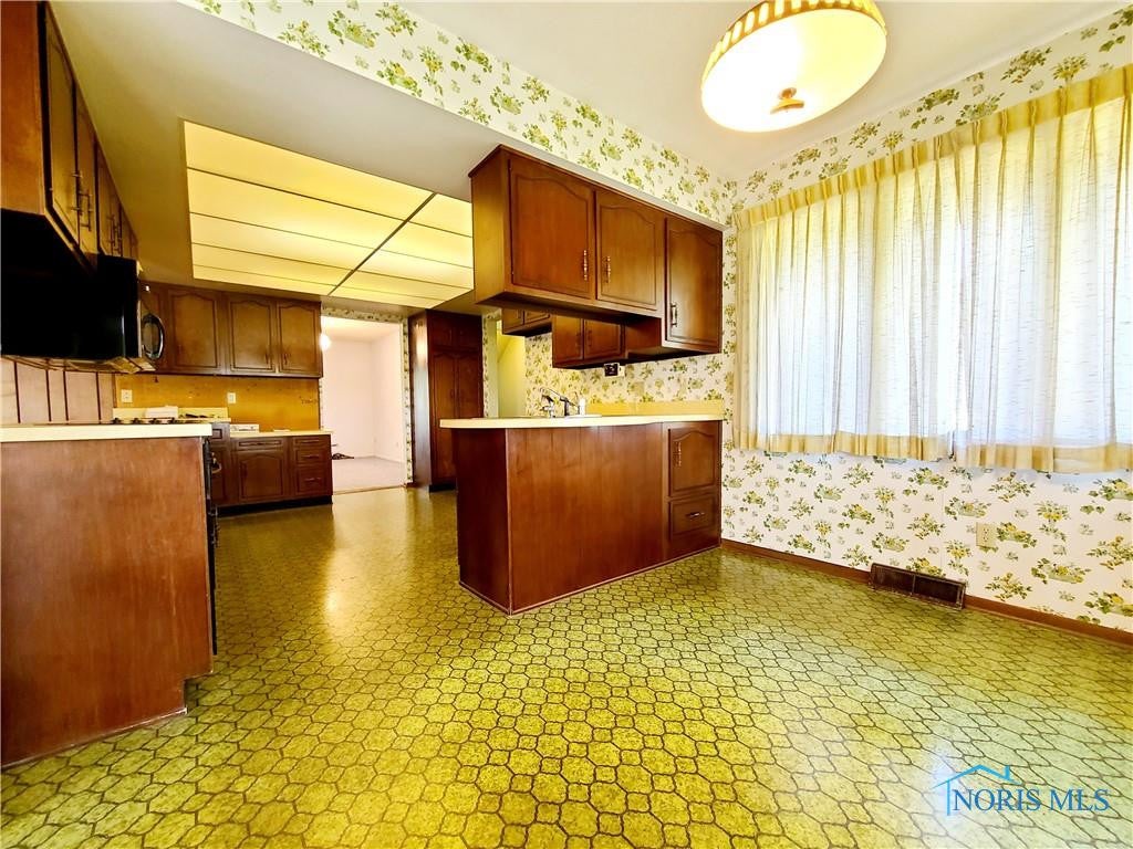 504 Short-Buehrer Road Archbold, OH 43502 - Photo 9 of 21 Gallery Image 9