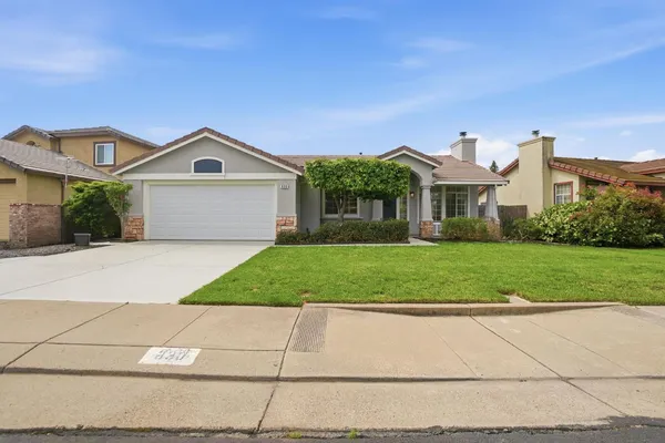 $514,900 | 830 Sugar Pine Drive, Lathrop, CA 95330