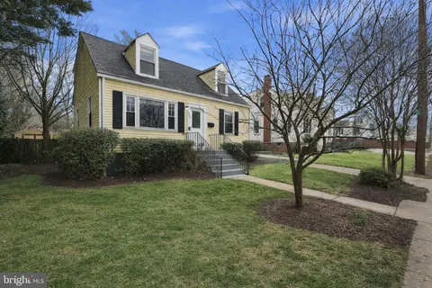 $625,000 | 503 Grandin Avenue, Rockville, MD 20850