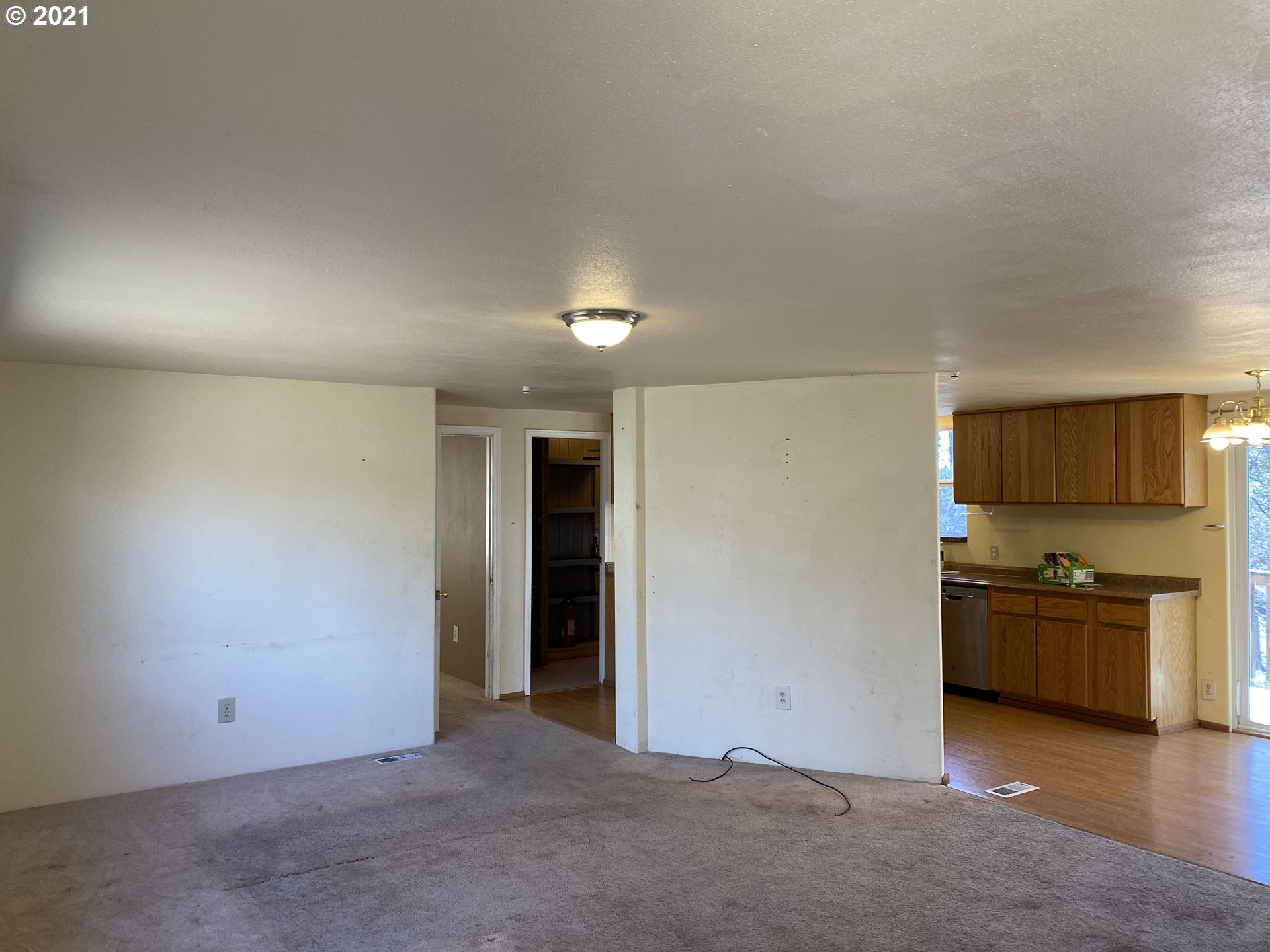 866 Saxton Bane Road Goldendale, WA 98620 - Photo 2 of 31 Gallery Image 2