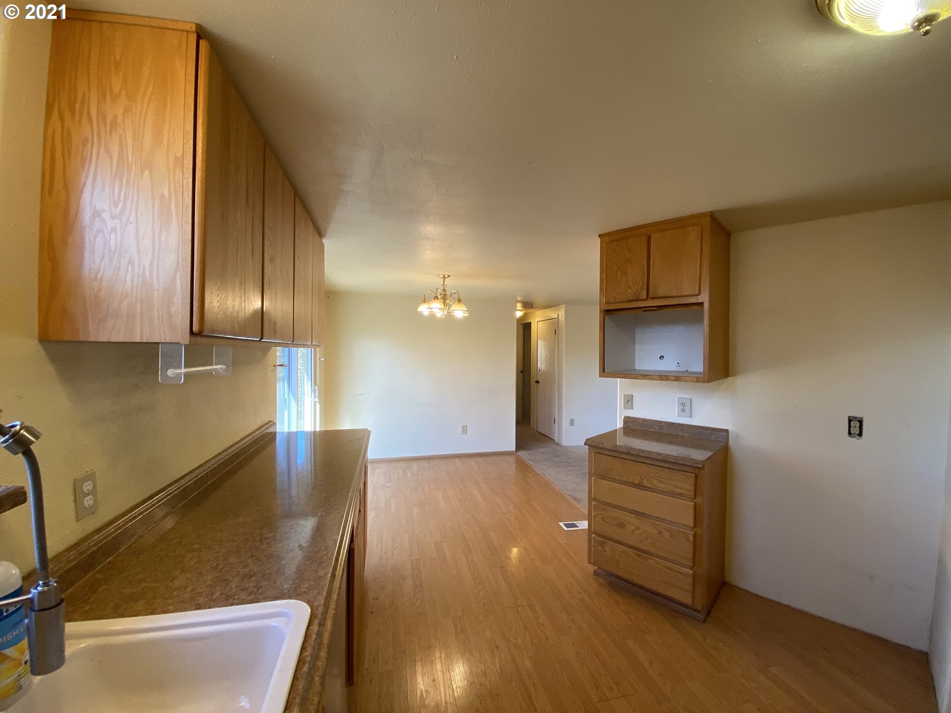 866 Saxton Bane Road Goldendale, WA 98620 - Photo 7 of 31 Gallery Image 7