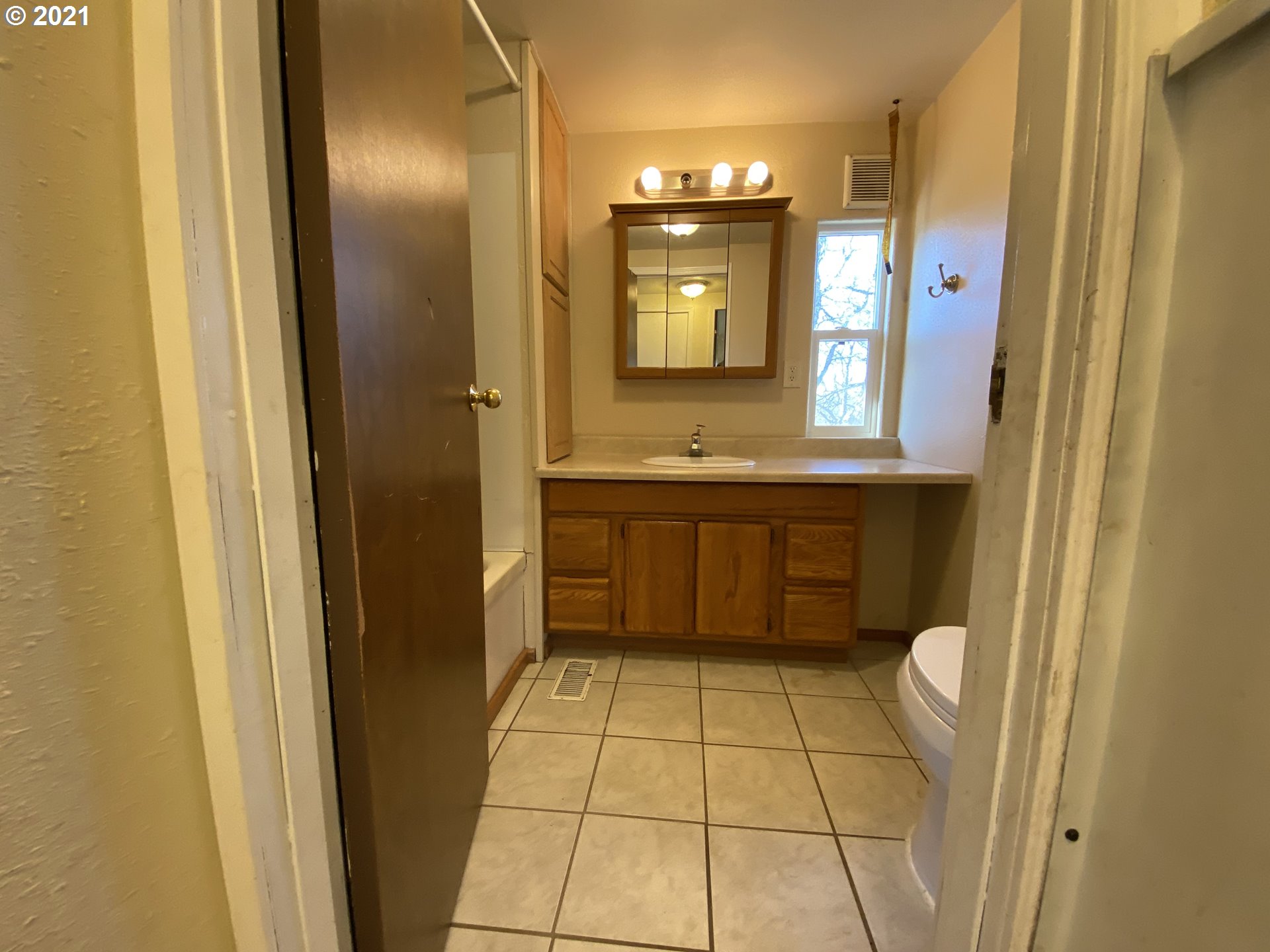 866 Saxton Bane Road Goldendale, WA 98620 - Photo 10 of 31 Gallery Image 10