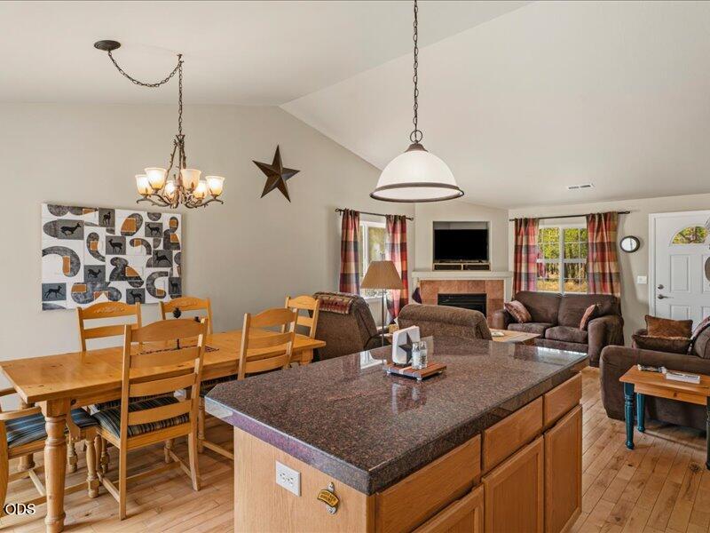16679 William Foss Road La Pine, OR 97739 - Photo 12 of 44