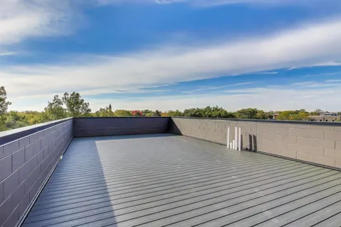 $1,197,000 | 2307 West Foster Avenue, Unit 3, Chicago, IL 60625