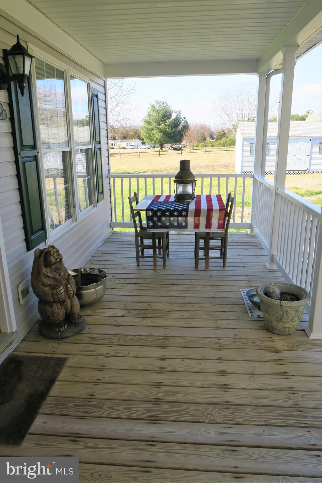 Al Fresco dining.