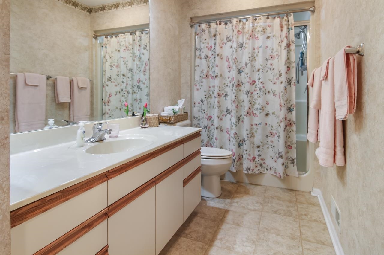 1310 Terra Road Traverse City, MI 49686 - Photo 20 of 32 1897839-19.JPG