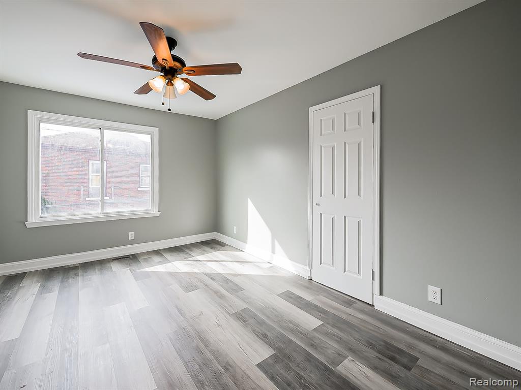 13 Mohawk Road Pontiac, MI 48341 - Photo 12 of 24