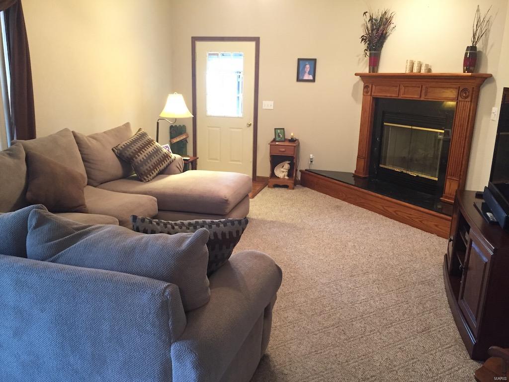 601 Promenade Kane, IL 62054 - Photo 2 of 18 Gallery Image 2