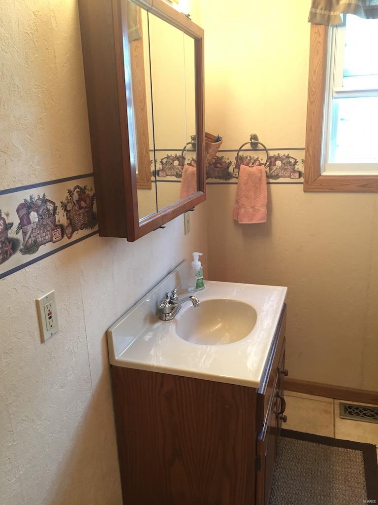 601 Promenade Kane, IL 62054 - Photo 11 of 18 Gallery Image 11