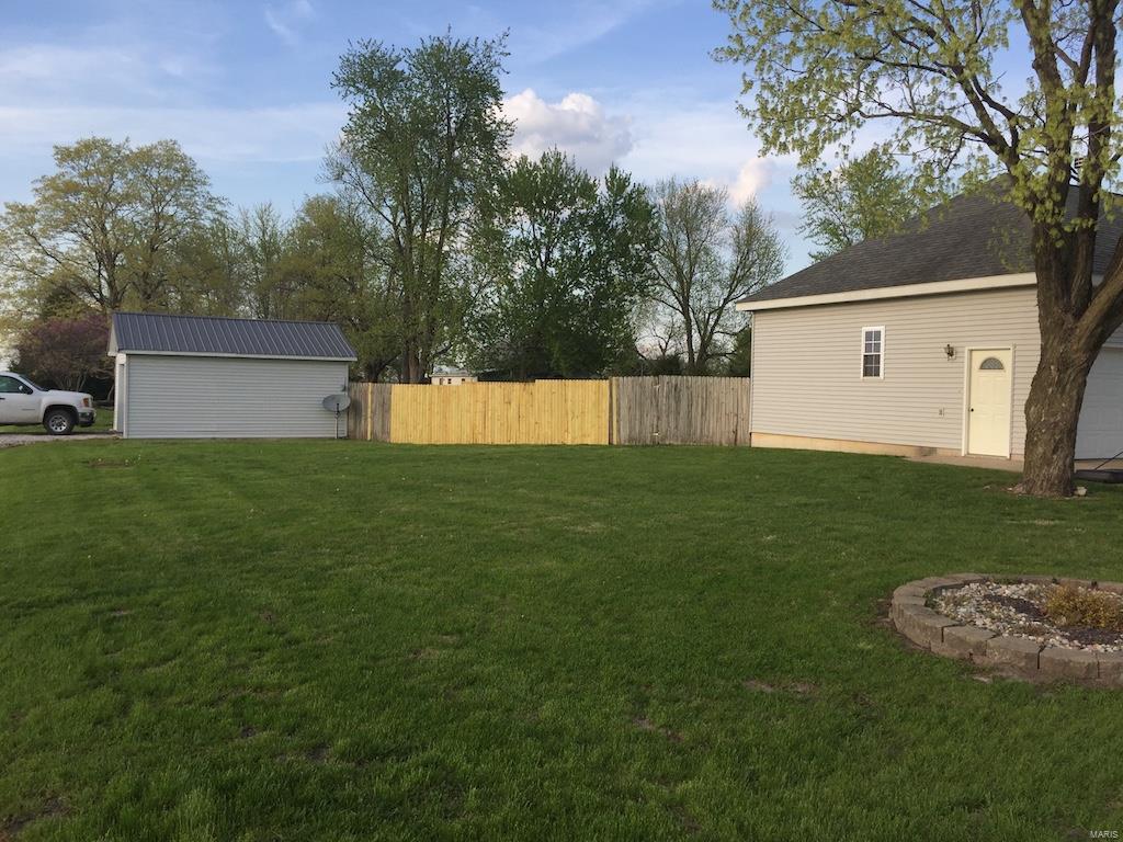 601 Promenade Kane, IL 62054 - Photo 16 of 18 Gallery Image 16