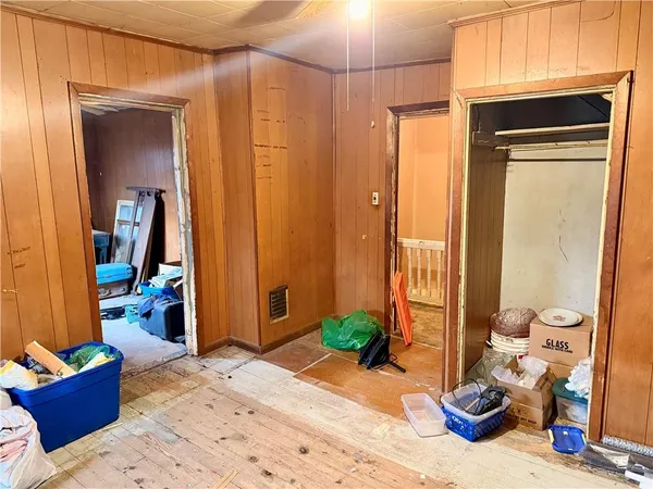 $45,000 | 801 Cowan Avenue, Jeannette, PA 15644