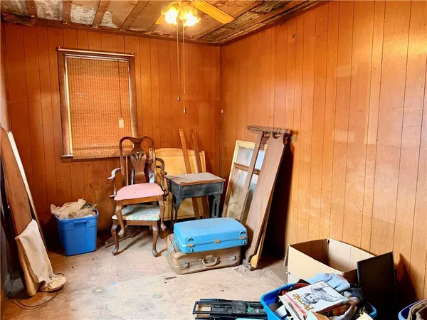 $45,000 | 801 Cowan Avenue, Jeannette, PA 15644