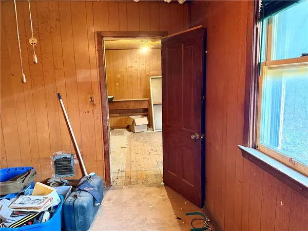 $45,000 | 801 Cowan Avenue, Jeannette, PA 15644