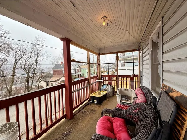 $45,000 | 801 Cowan Avenue, Jeannette, PA 15644