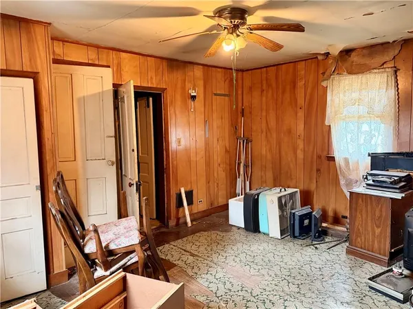 $45,000 | 801 Cowan Avenue, Jeannette, PA 15644