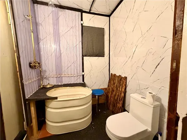 $45,000 | 801 Cowan Avenue, Jeannette, PA 15644