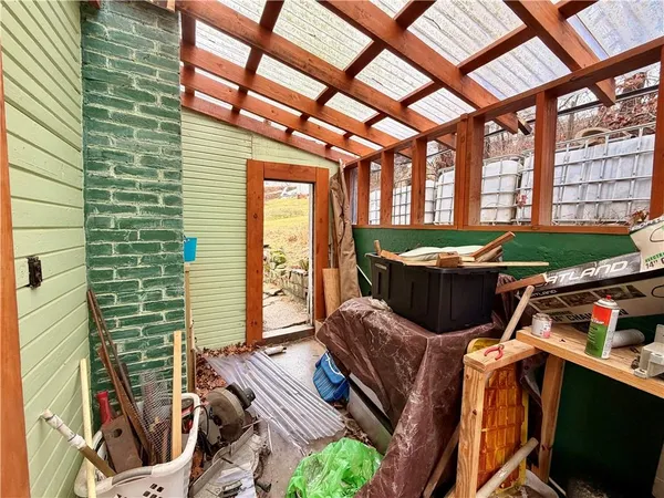 $45,000 | 801 Cowan Avenue, Jeannette, PA 15644