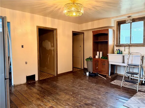 $45,000 | 801 Cowan Avenue, Jeannette, PA 15644